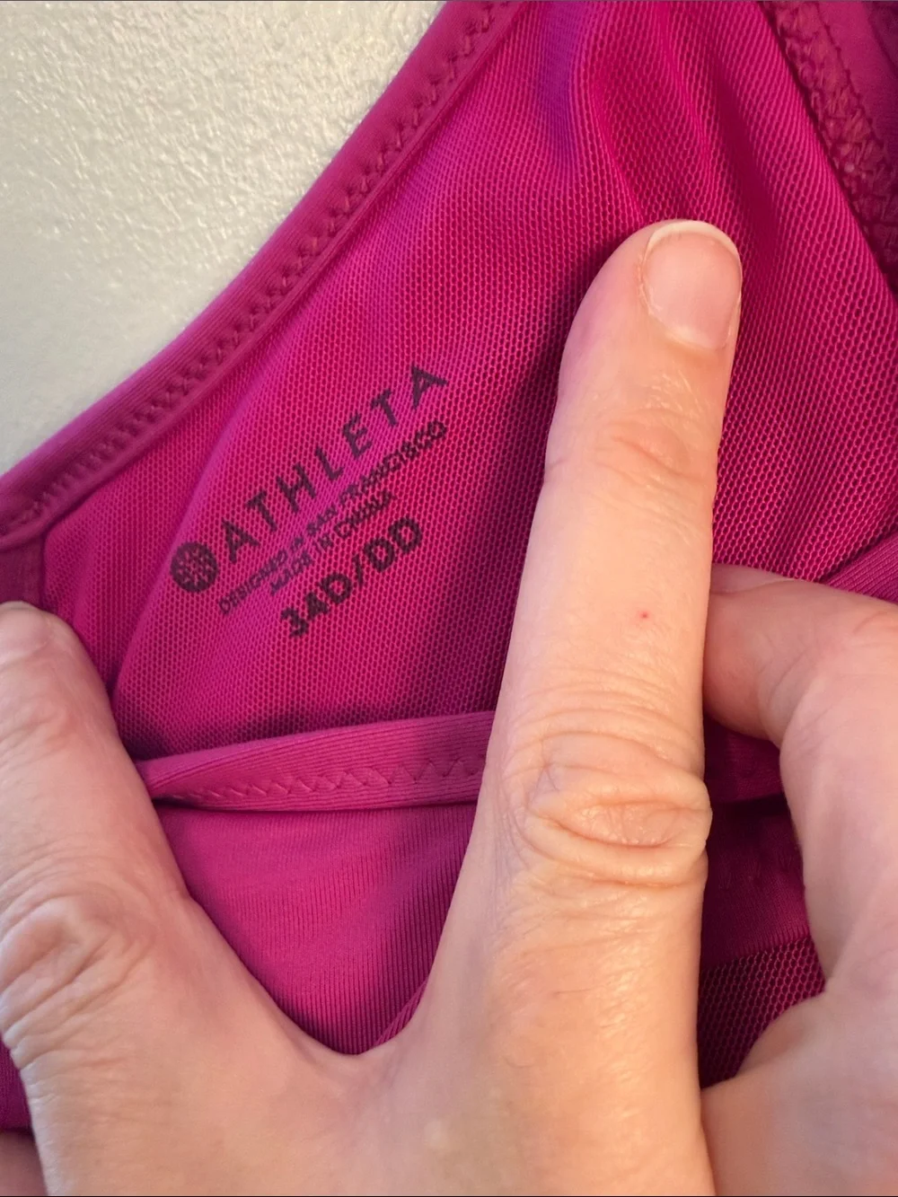 Athleta Magenta Racerback Tankini size 34D/DD purple magenta cross back